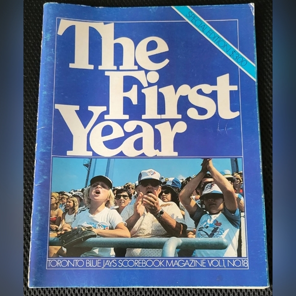 (SOLD) 1977 TORONTO BLUE JAYS PROGRAM VOL. 1, NO. 18 - THE FIRST YEAR - Picture 1 of 3
